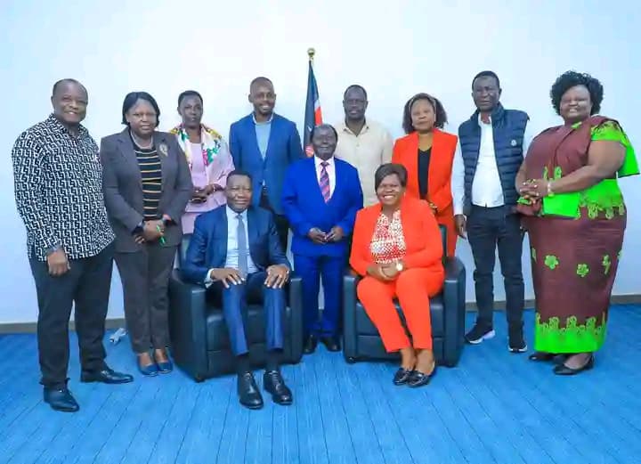 Homa Bay’s top leadership meets CS Kipchirchir to chat way forward on roads matters Homa Bay’s top leadership meets CS Kipchirchir to chat way forward on roads matters