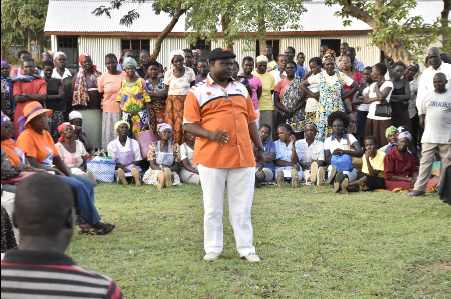 Mr. Steve Okute delivering advisory remarks to pupils at Ogango Junior Secondary School in Kendu Town Ward, Karachuonyo Constituency.